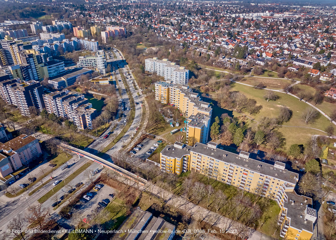 15.02.2023 - Marx-Zentrum und Wohnanlage Karl-Marx-Ring in Neuperlach